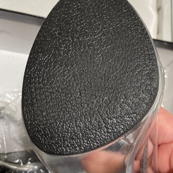 Ellie Cinderella skies size 8 - Picture 4 of 11